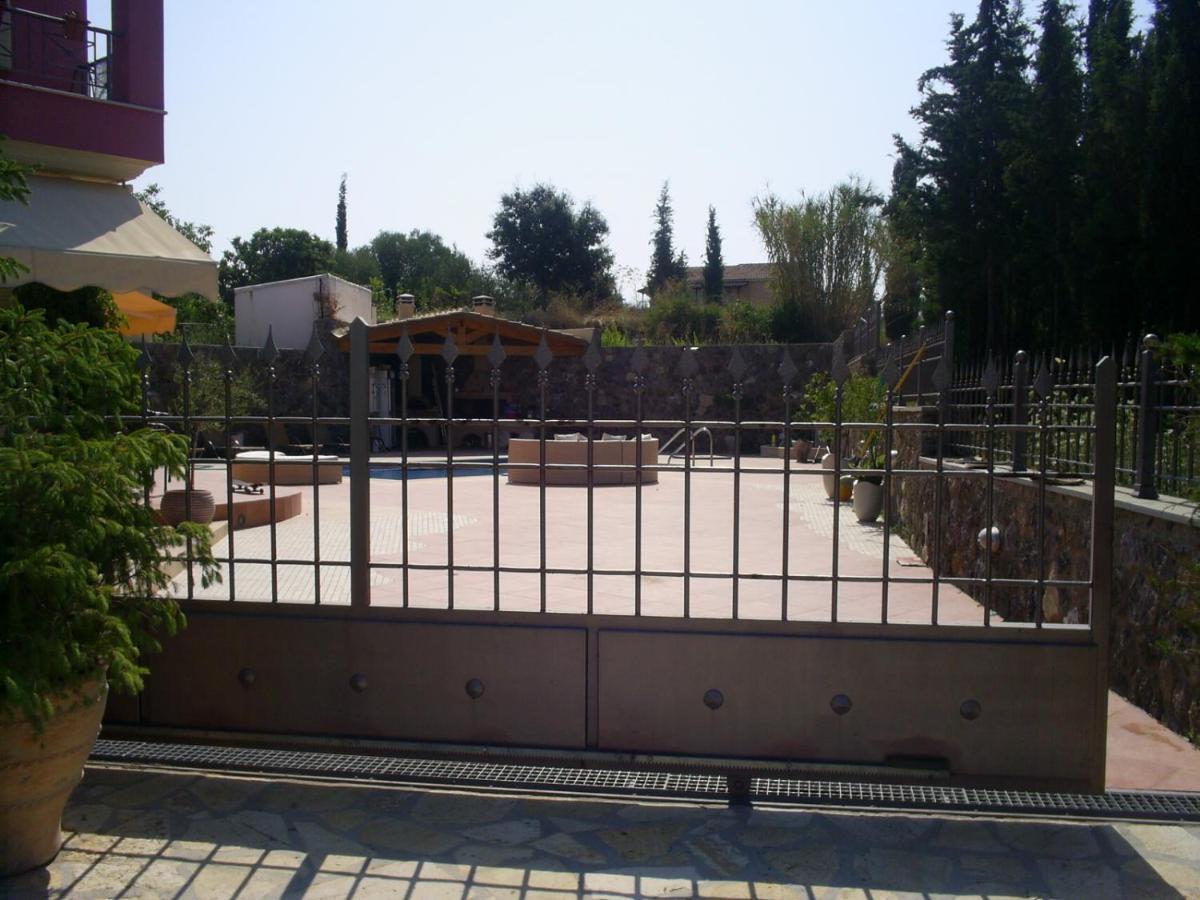Dada House Kanálion Exterior photo